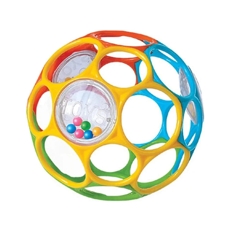 Hochet boule ouverte prise bébé